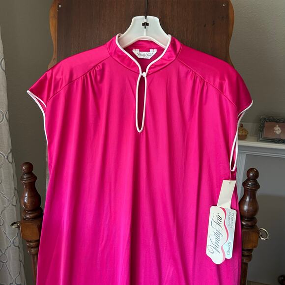 New Vanity Fair Size Small 2 Piece Peignoir Night Gown and Robe pink - Picture 6 of 14